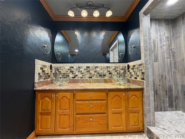 29062 S 558 Road, Park Hill, OK 74451
