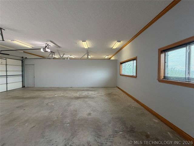 29062 S 558 Road, Park Hill, OK 74451