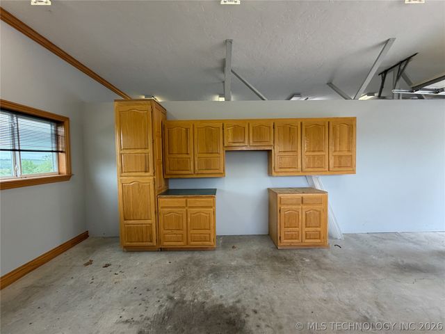29062 S 558 Road, Park Hill, OK 74451