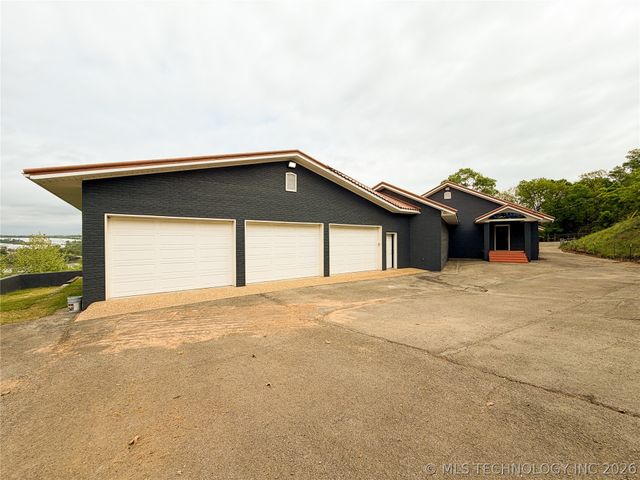 29062 S 558 Road, Park Hill, OK 74451