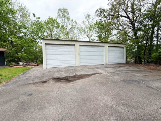 29062 S 558 Road, Park Hill, OK 74451