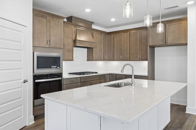 905 Bur Oak Road, Lebanon, TN 37090