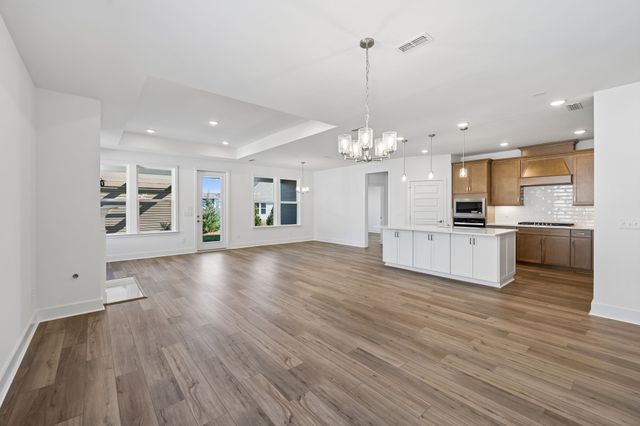 905 Bur Oak Road, Lebanon, TN 37090