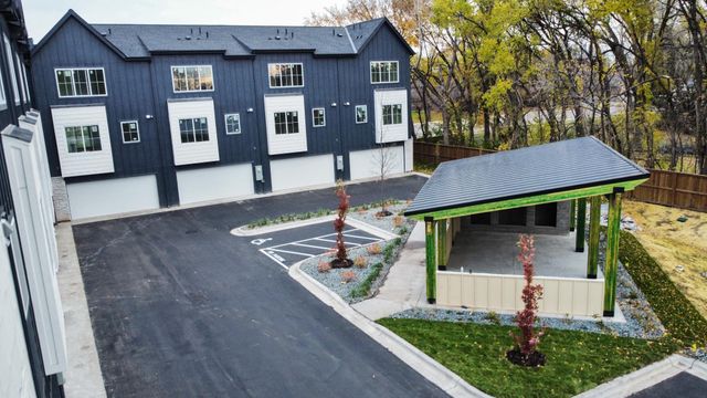 2515 Jansen Avenue, White Bear Lake, MN 55110