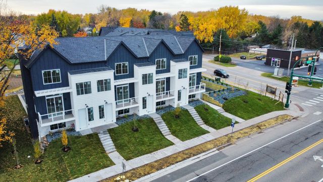 2515 Jansen Avenue, White Bear Lake, MN 55110