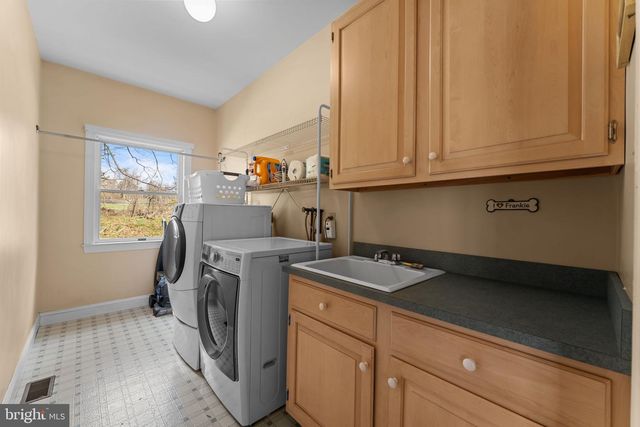 880 TROXEL RD, Lansdale, PA 19446