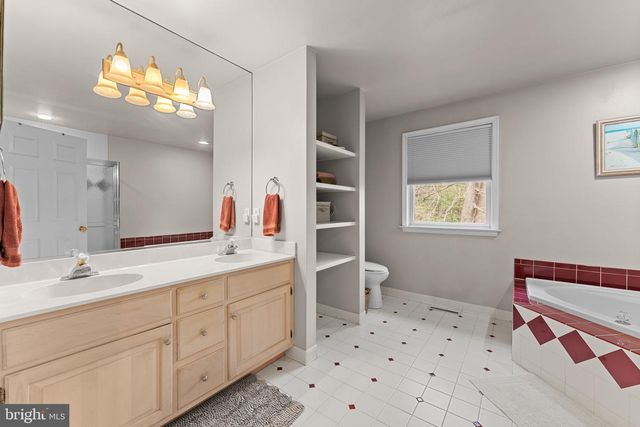 880 TROXEL RD, Lansdale, PA 19446