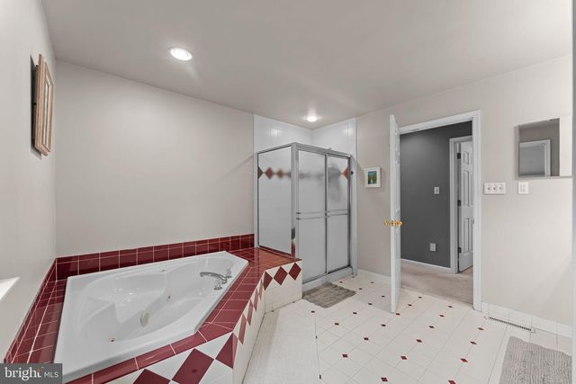 880 TROXEL RD, Lansdale, PA 19446