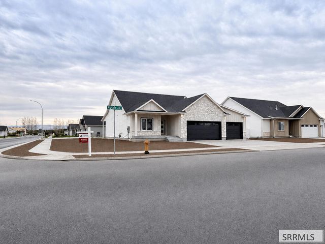 5439 Rip Tideroad, Idaho Falls, ID 83404