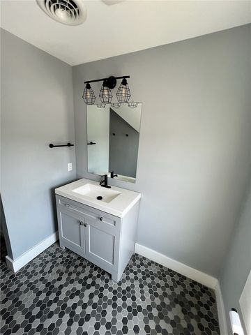 4051 Liberty Avenue, Lawrenceville, PA 15224