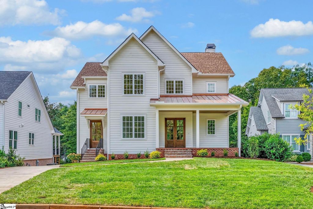 Image 1 of property listing at 130 Augusta Court, Greenville, SC 29605