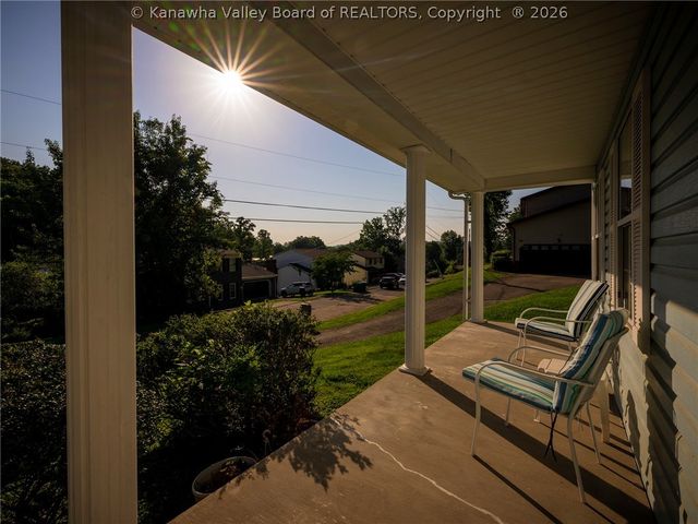 5335 Luray Lane, Cross Lanes, WV 25313