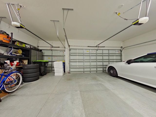 703 CALABRIA WAY, Howey In The Hills, FL 34737