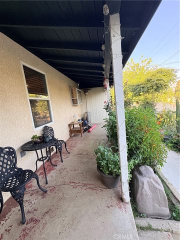 2735 W George, Banning, CA 92220