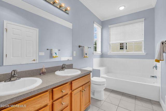 65 Hatteras Way, Barnegat, NJ 08005