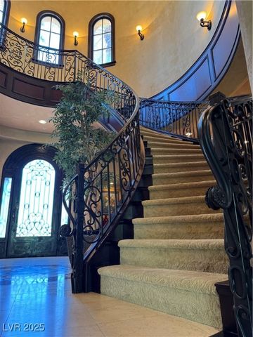 1800 Amarone Way, Henderson, NV 89012