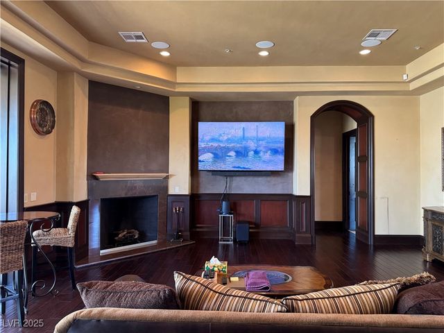 1800 Amarone Way, Henderson, NV 89012