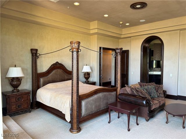 1800 Amarone Way, Henderson, NV 89012