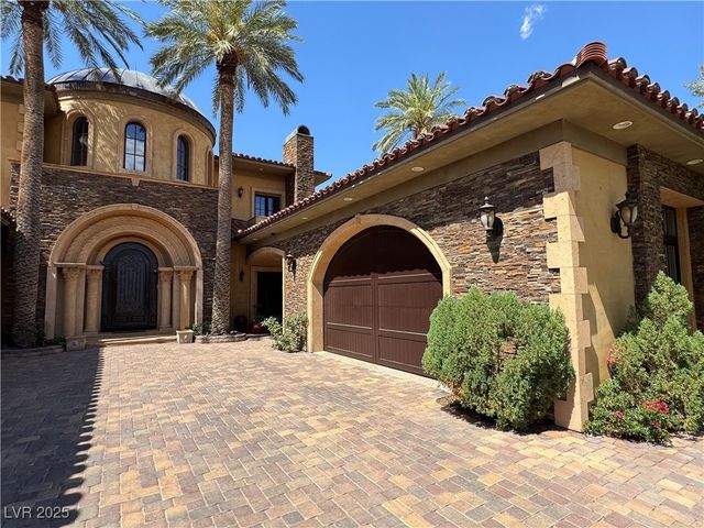 1800 Amarone Way, Henderson, NV 89012