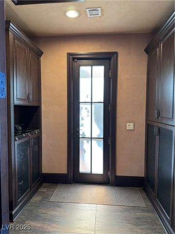 1800 Amarone Way, Henderson, NV 89012