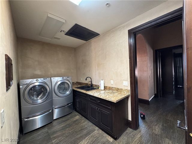 1800 Amarone Way, Henderson, NV 89012