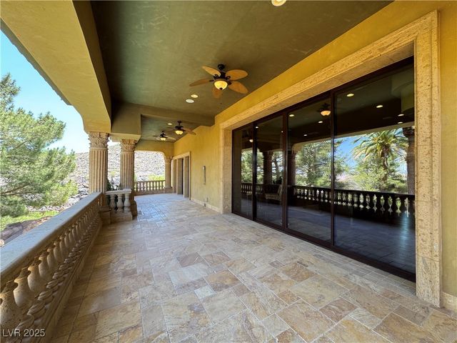 1800 Amarone Way, Henderson, NV 89012