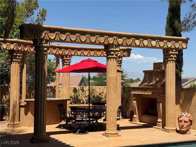 1800 Amarone Way, Henderson, NV 89012