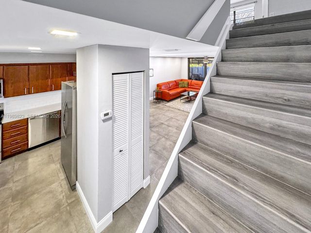 700 SE 14th St G, Fort Lauderdale, FL 33316