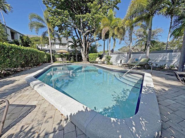 700 SE 14th St G, Fort Lauderdale, FL 33316