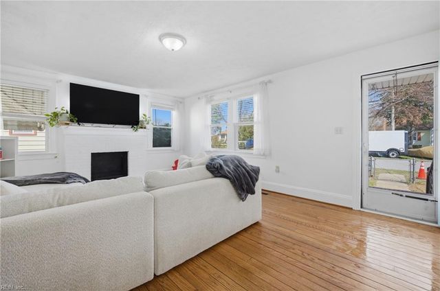 118 Primrose AVE, Hampton, VA 23663