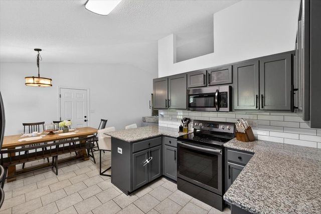 5194 Whitehurst Lane, Crestview, FL 32536