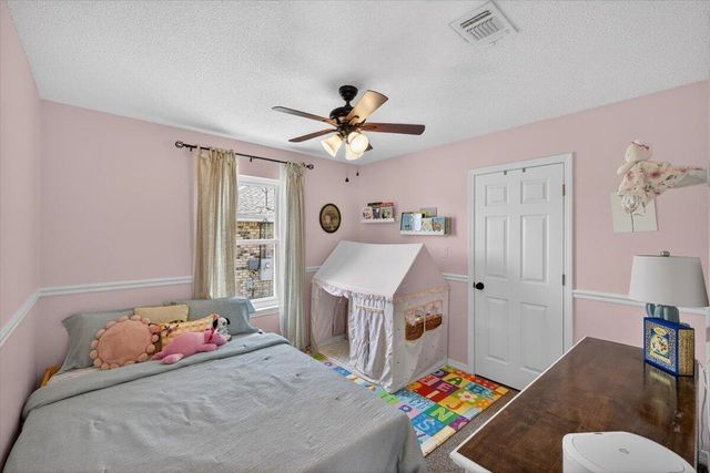 5194 Whitehurst Lane, Crestview, FL 32536