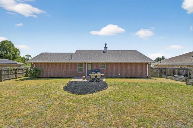 5194 Whitehurst Lane, Crestview, FL 32536