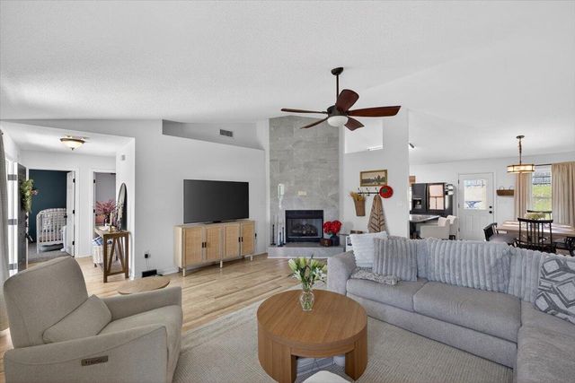 5194 Whitehurst Lane, Crestview, FL 32536