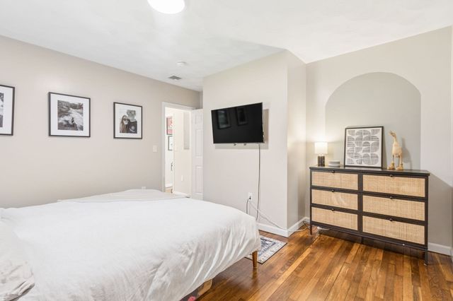 728 Pleasant St, Attleboro, MA 02703