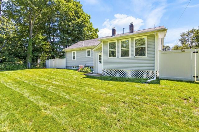 728 Pleasant St, Attleboro, MA 02703
