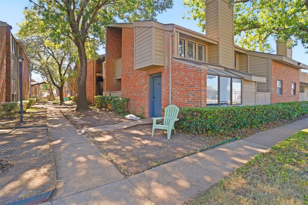 9254 Forest Lane 812, Dallas, TX 75243