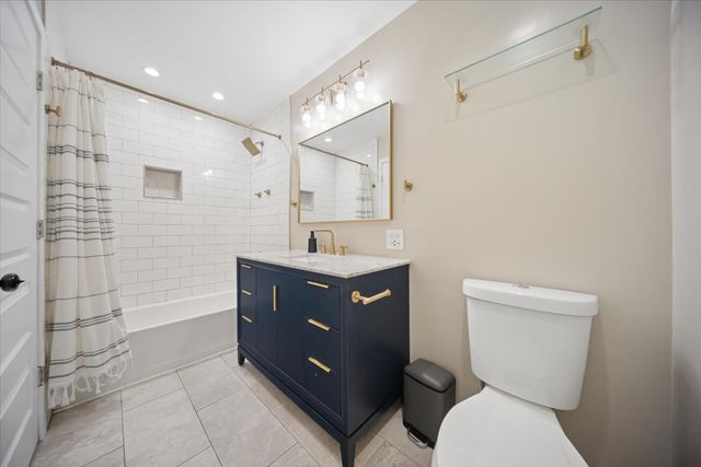 703 Westmere Road, Des Plaines, IL 60016