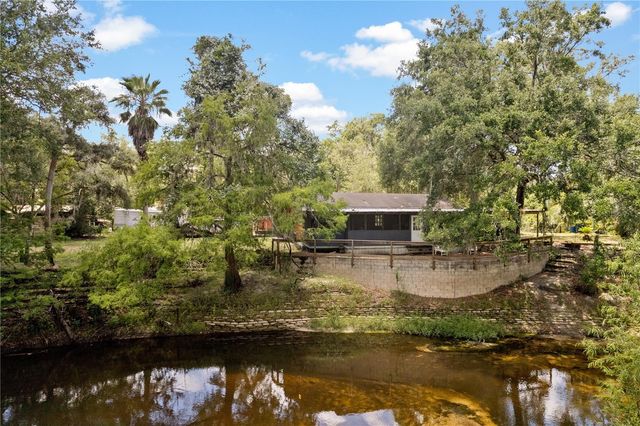 6410 AMELIA LANE, Dade City, FL 33523