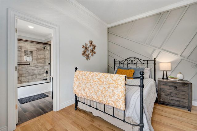 6017 S Brightwater Trail, Springfield, MO 65810