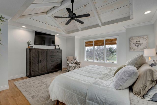 6017 S Brightwater Trail, Springfield, MO 65810