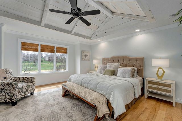 6017 S Brightwater Trail, Springfield, MO 65810