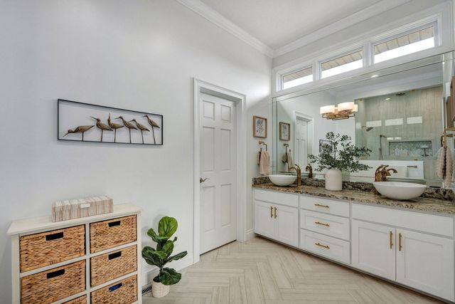 6017 S Brightwater Trail, Springfield, MO 65810