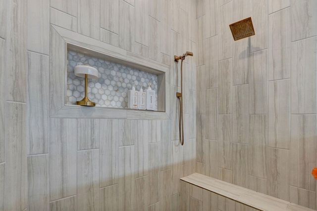 6017 S Brightwater Trail, Springfield, MO 65810