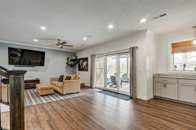 6017 S Brightwater Trail, Springfield, MO 65810