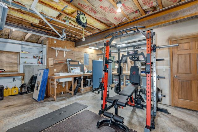 6017 S Brightwater Trail, Springfield, MO 65810