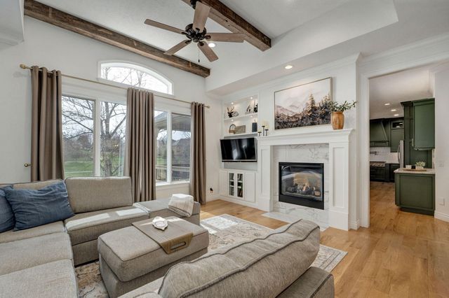 6017 S Brightwater Trail, Springfield, MO 65810