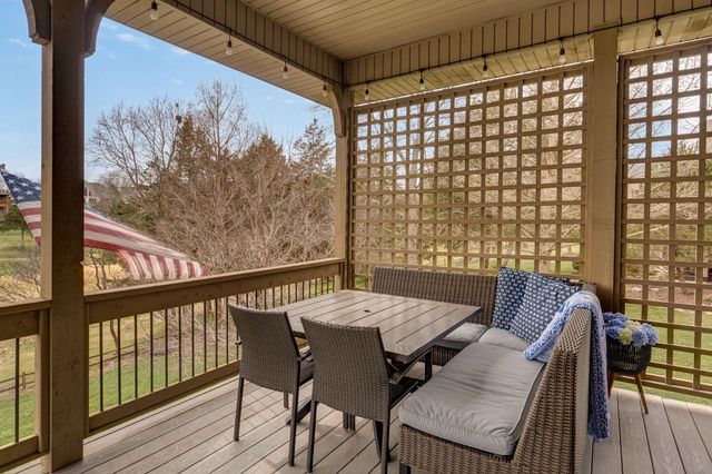 6017 S Brightwater Trail, Springfield, MO 65810