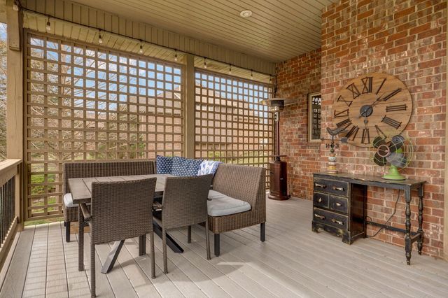 6017 S Brightwater Trail, Springfield, MO 65810