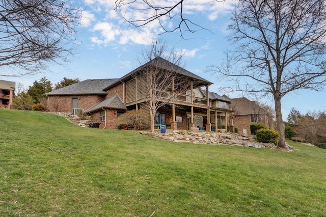 6017 S Brightwater Trail, Springfield, MO 65810